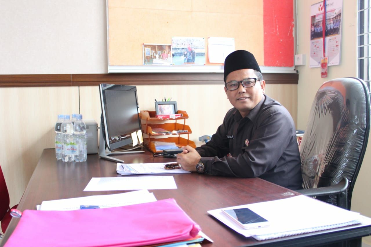 Bawaslu Riau Minta Alat Sosialisasi Parpol dan Bacaleg Segera Ditertibkan.