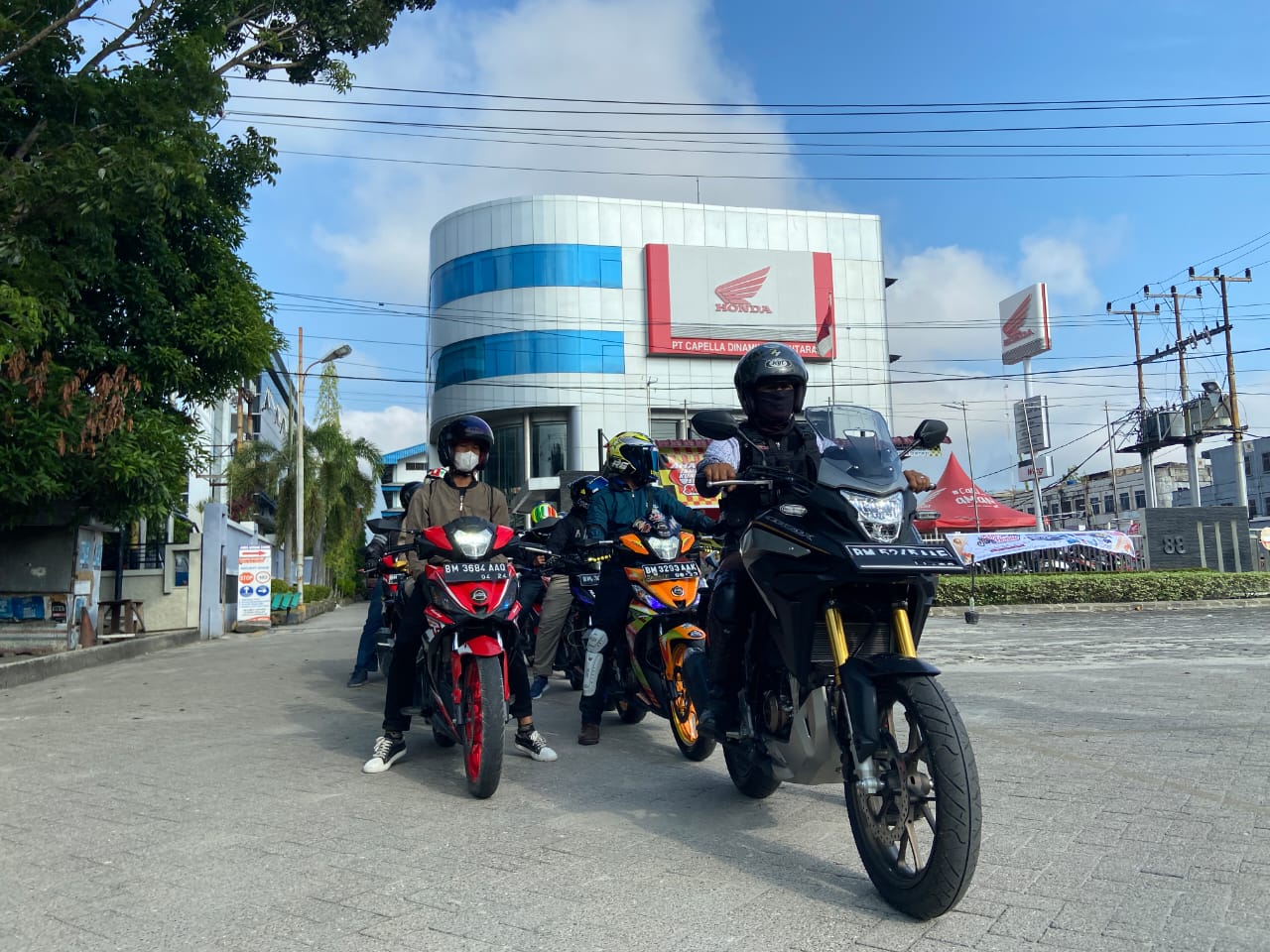 Honda CB150X Bawa Komunitas Honda Eksplore Wisata Pedalaman Kampar