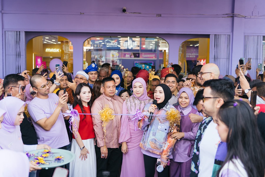 Perdana di Riau, Nagita dan Raffi Resmikan Scoo Beauty Cabang Pekanbaru