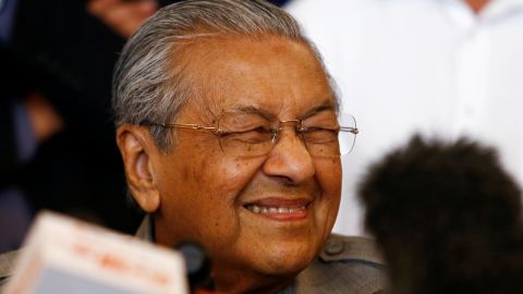 Mahathir Akui Masukkan Najib Razak ke Daftar Hitam