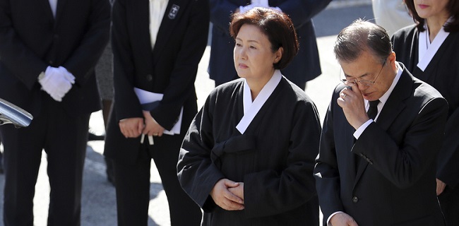 Kim Jong Un Beri Ucapan Belasungkawa Atas Meninggalnya Ibu Dari Presiden Korea Selatan