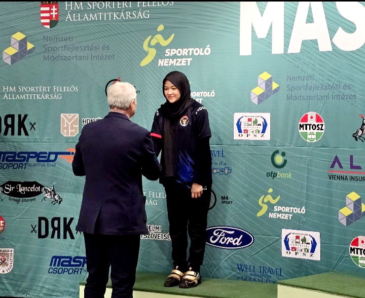 Rihadatul Raih Medali Perak Kejuaraan Menembak Internasional Hungaria, Kepsek: Harumkan Nama Indonesia