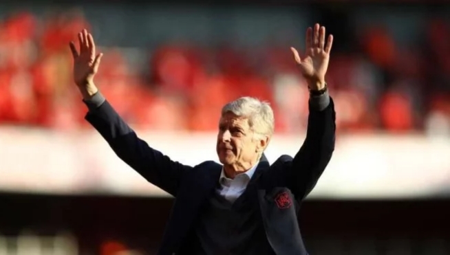 Wenger Kasihan Lihat Nasib Liverpool