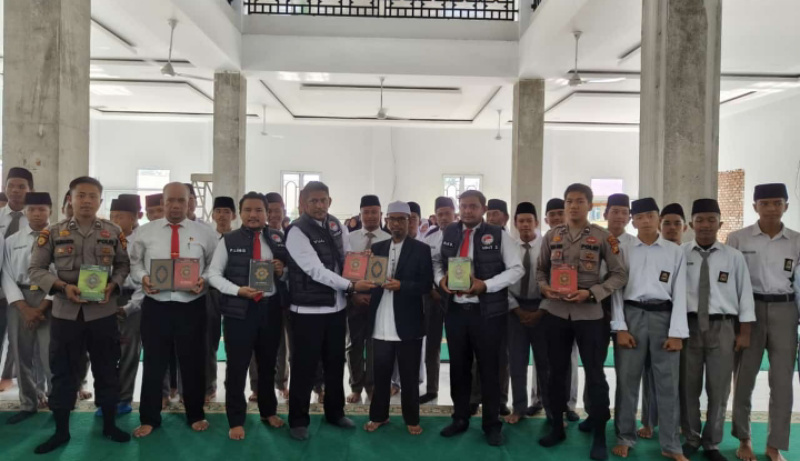Wujudkan Pilkada Damai, Satres Narkoba Polres Kepulauan Meranti  Penyuluhan Bahaya Narkoba kepada Santri