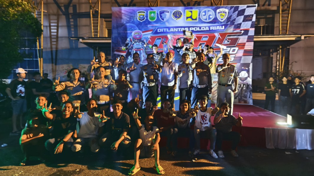 140 Pembalap Berlaga, 5.000 Penonton Padati Dragbike Sessions V Ditlantas Polda Riau