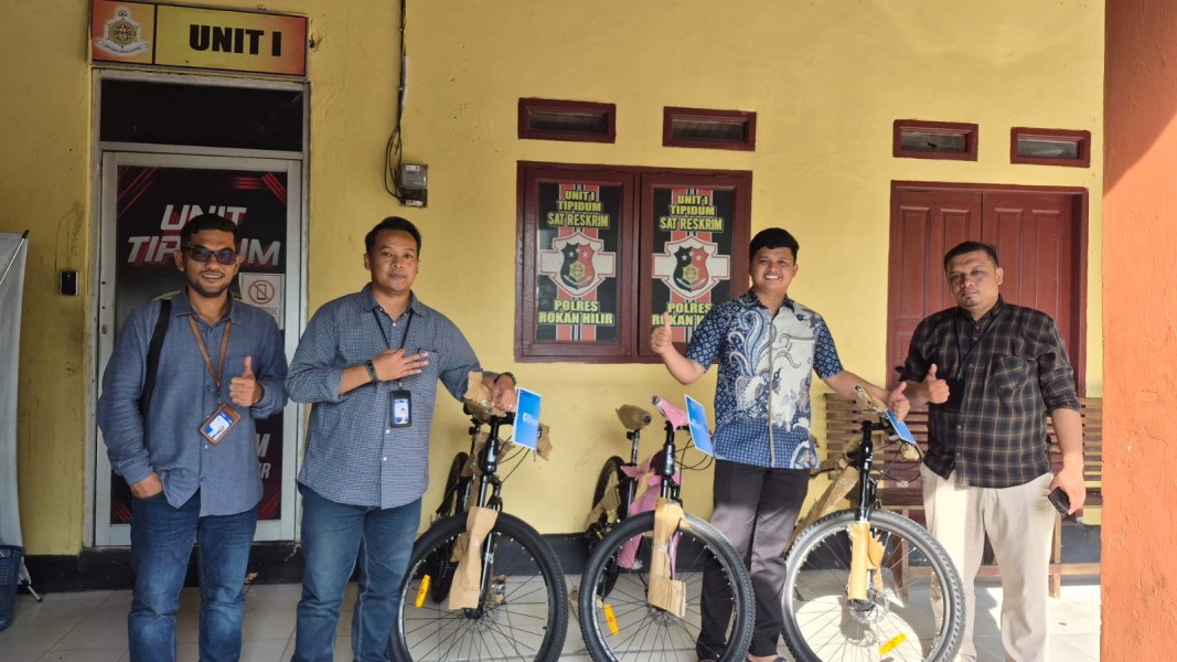 Dukung Riau Bhayangkara Run 2026, BRI Kacab Bagansiapiapi Serahkan 3 Unit Sepeda Gunung