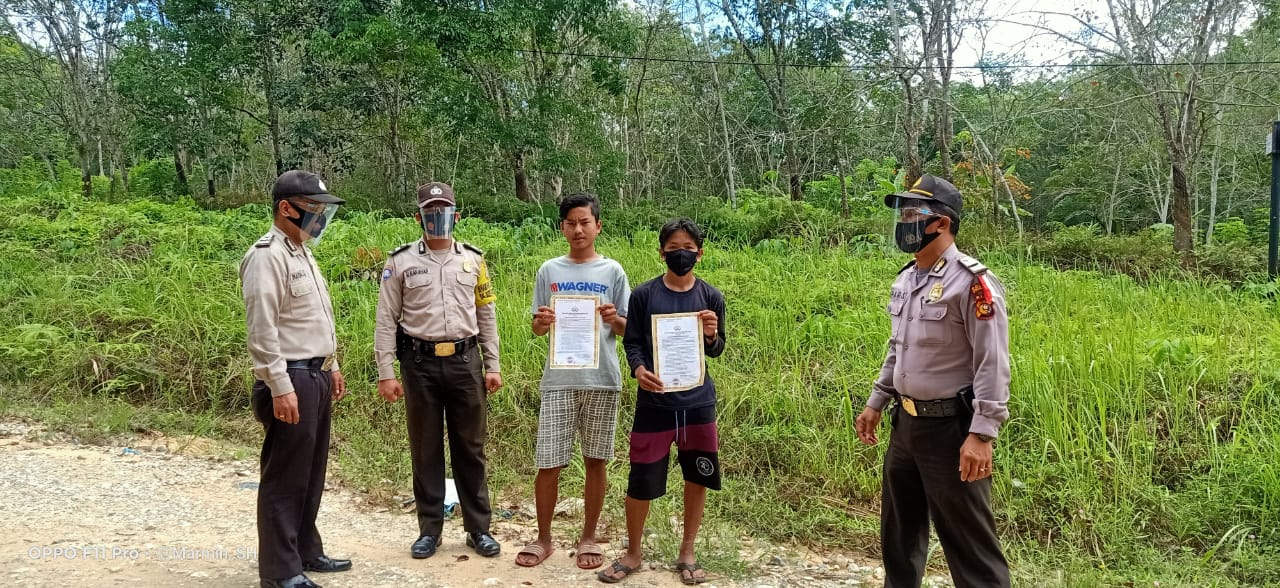 Cegah Karhutla, Polsek Pangkalan Kuras Sosialiasikan Maklumat Kapolda Riau