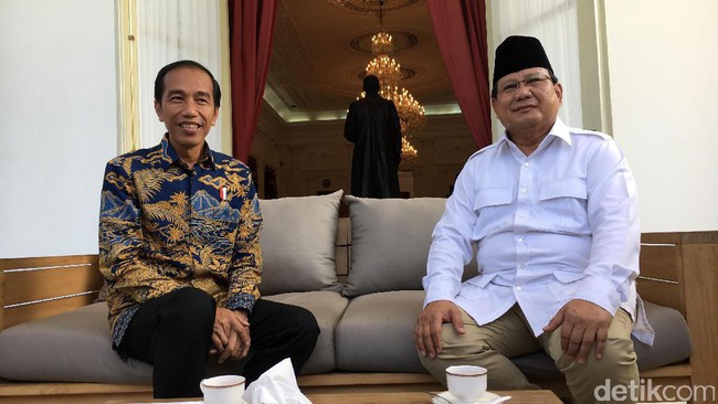Elektabilitas Jokowi Kalahkan Prabowo di Jabar-Jateng-Sumut-Sulsel