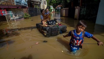 Warga Terdampak Banjir di Bandung Barat Capai 60 Ribu Jiwa