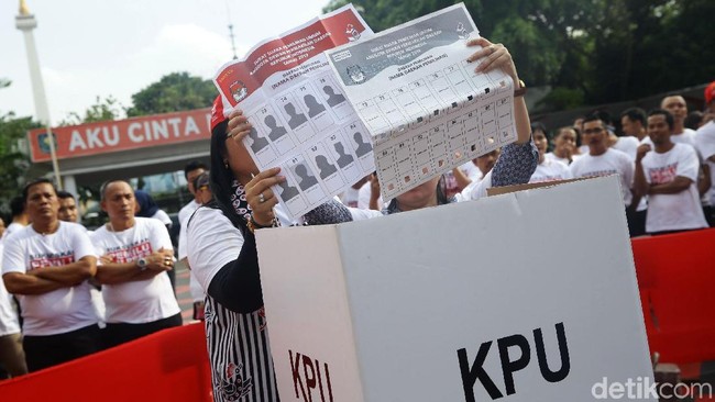 Pemilih Cuma Bermodal e-KTP/Suket Nyoblos Sesuai Domisili Mulai Pukul 12.00