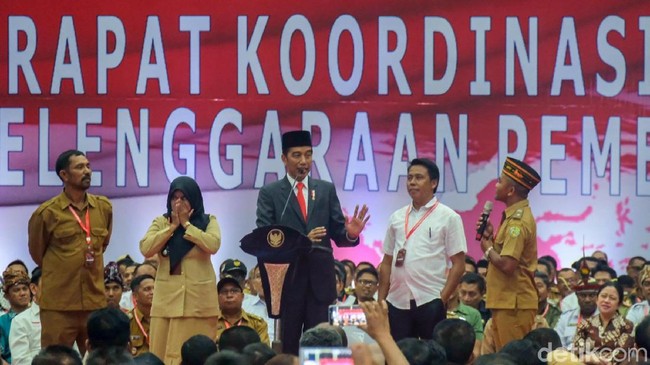 Jokowi: Kalau Sangsi Jalan Desa 191 Ribu Km, Silakan Ukur Sendiri