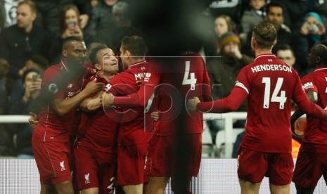 Tekuk Newcastle, Liverpool Kudeta Posisi City Lagi
