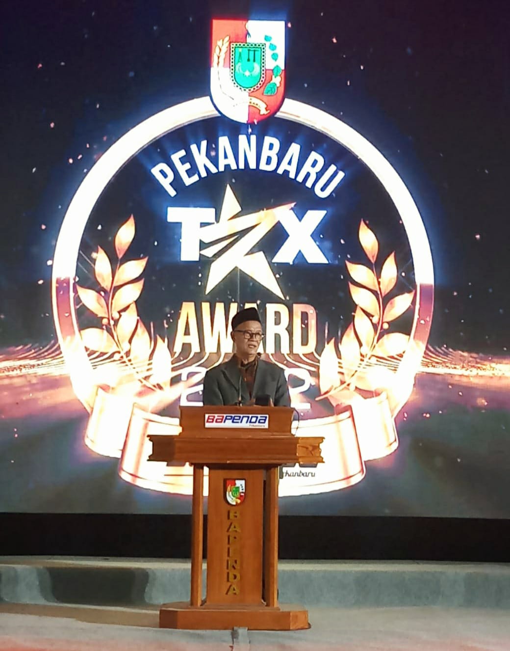 YLPI Riau Terima Penghargaan  Pekanbaru Tax Award 2022, Nurman: Kita Taat Bayar Pajak