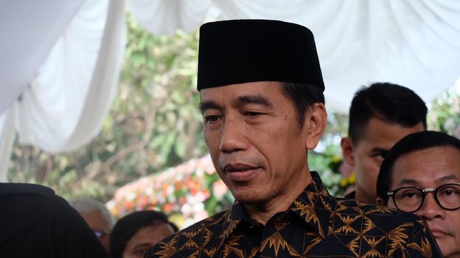 Aturan Ambang Batas Capres Digugat ke MK, Ini Kata Jokowi