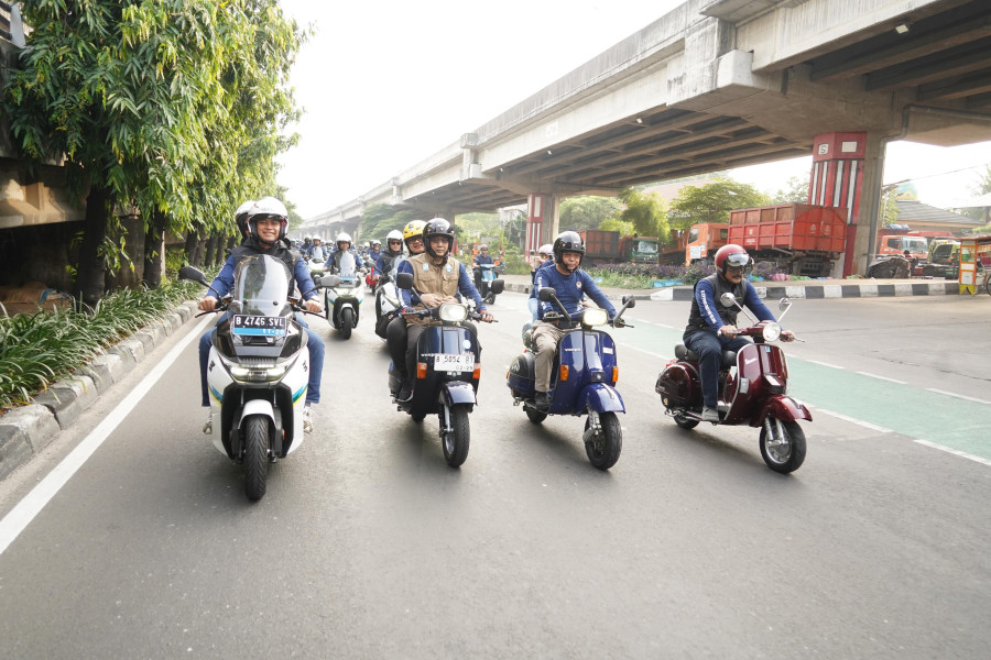 Dukung Penggunaan Energi Ramah Lingkungan, PLN-KLHK Resmikan SPKLU Hingga Konvoi Motor Listrik