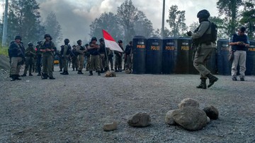 Polisi dan Kelompok Bersenjata Kembali Baku Tembak di Papua