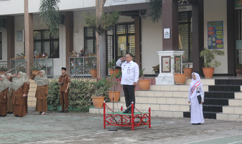 Kepala BNN Pekanbaru Sosialisasi Bahaya Narkoba Dihadapan Ribuan Siswa-Siswi