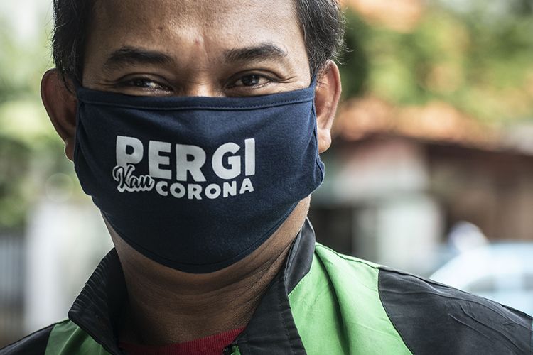 Selama PSBB di Jakarta, Warga Wajib Pakai Masker Saat Keluar Rumah