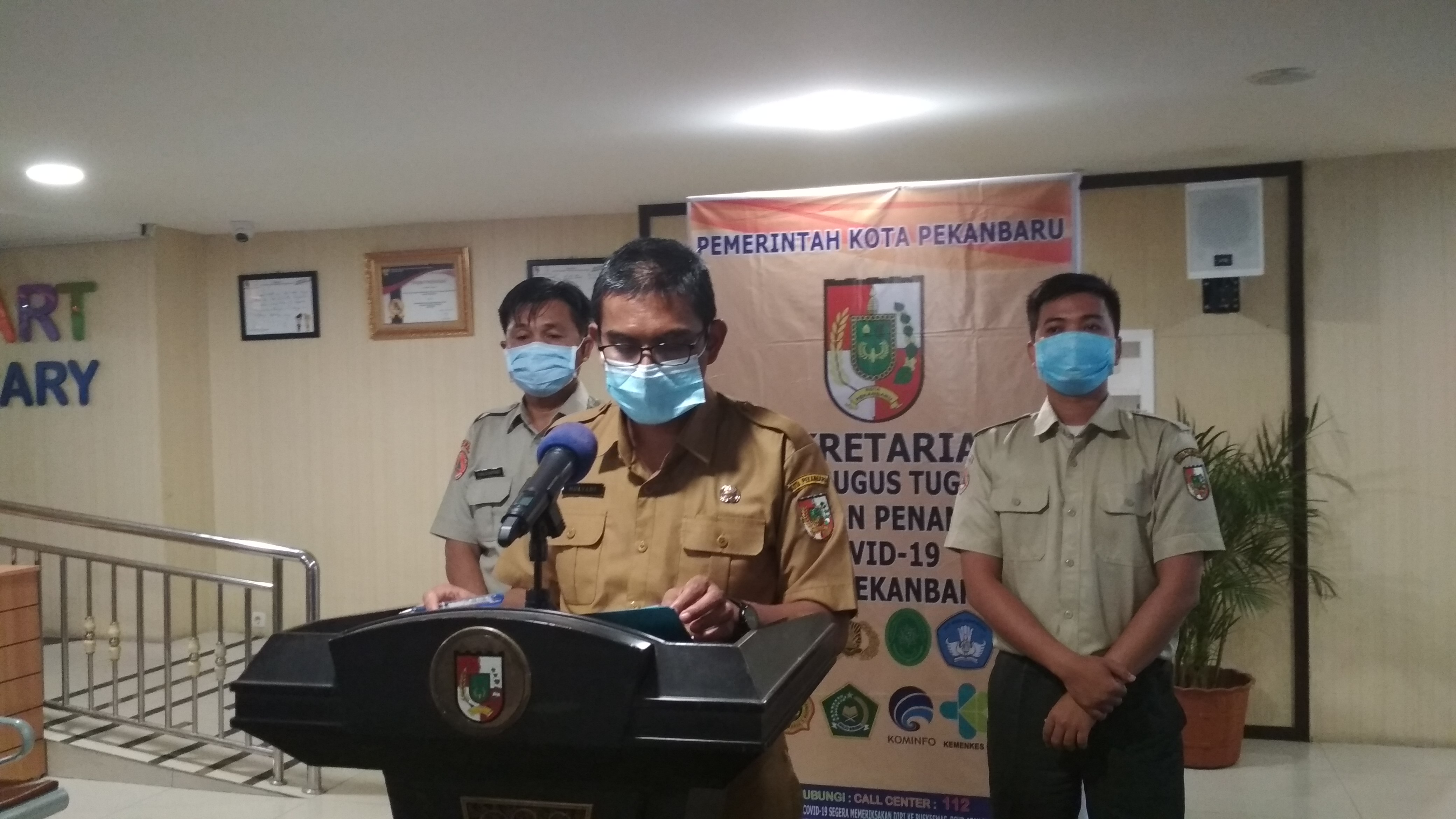 Tracing Pasien Positif Covid-19 Asal Natuna, 6 Orang Keluarga Dilakukan Swab