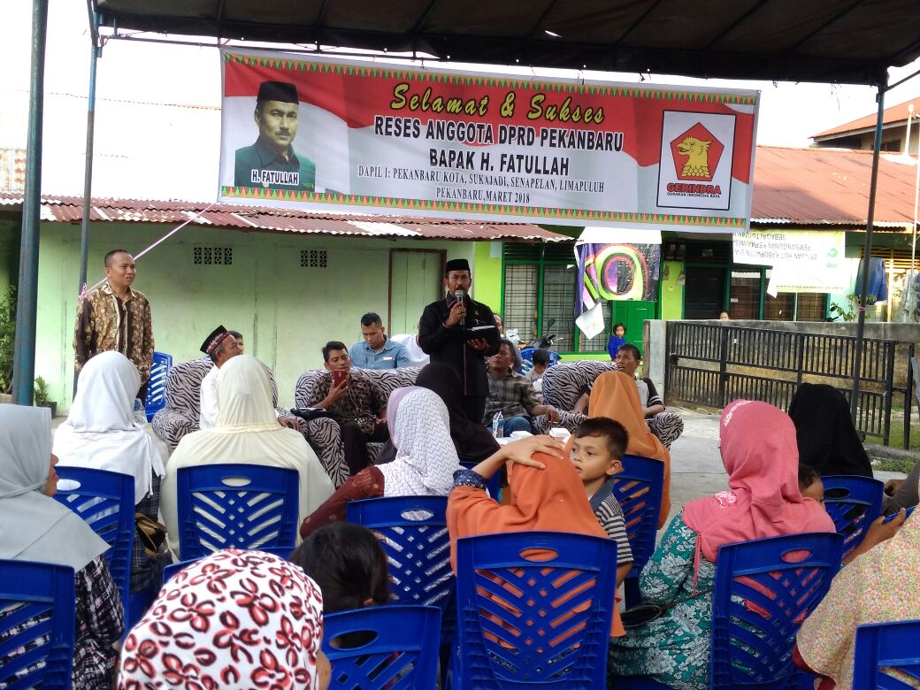 Reses Anggota DPRD Kota Pekanbaru, H Fatullah   Masyarakat Keluhan Masalah Banjir 