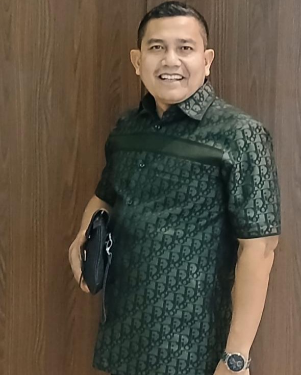 Jaga tradisi Jalur Kuansing Gubernur Undang Dika Penari Togak Luan