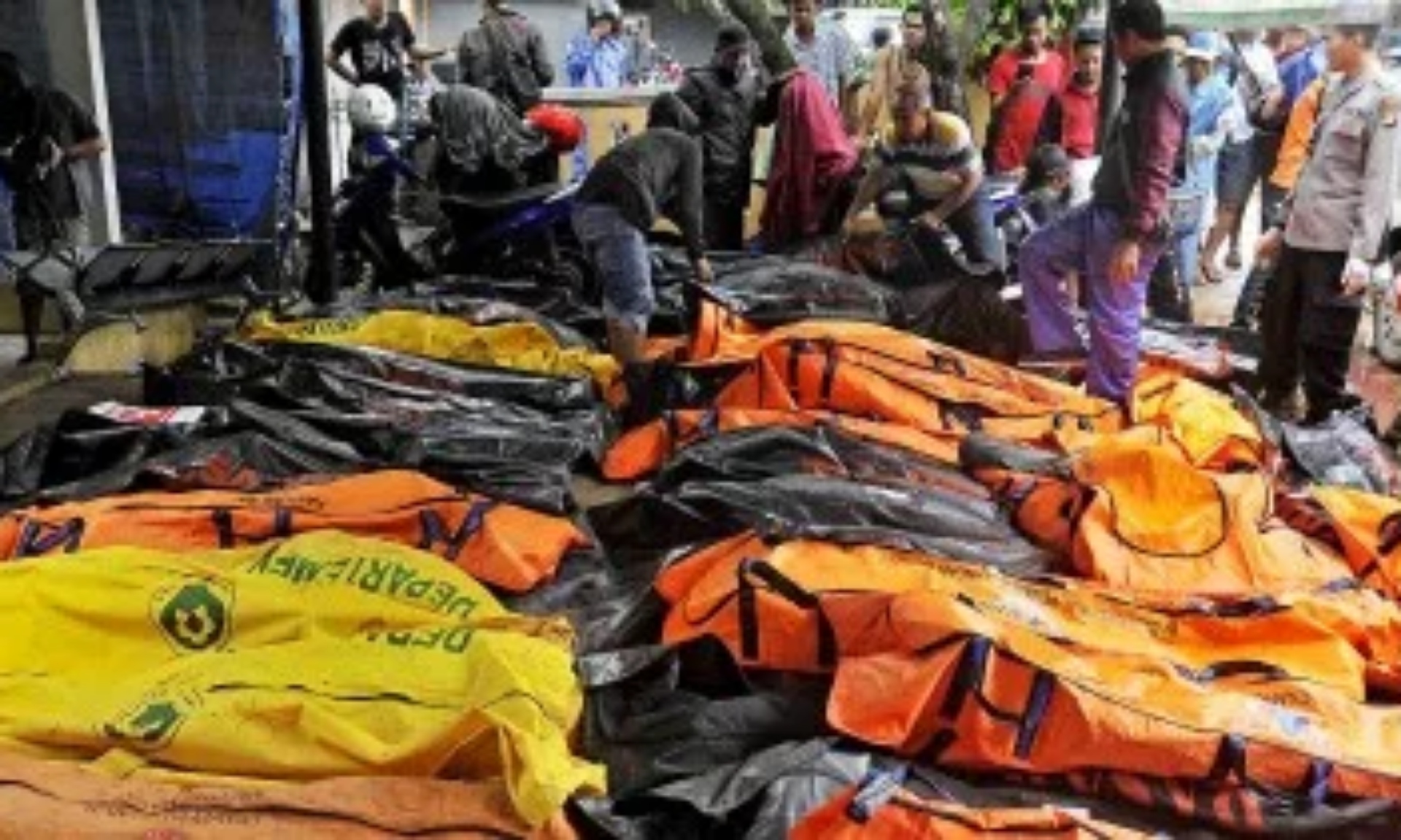 Korban Tewas Tsunami Selat Sunda Capai 222 Orang