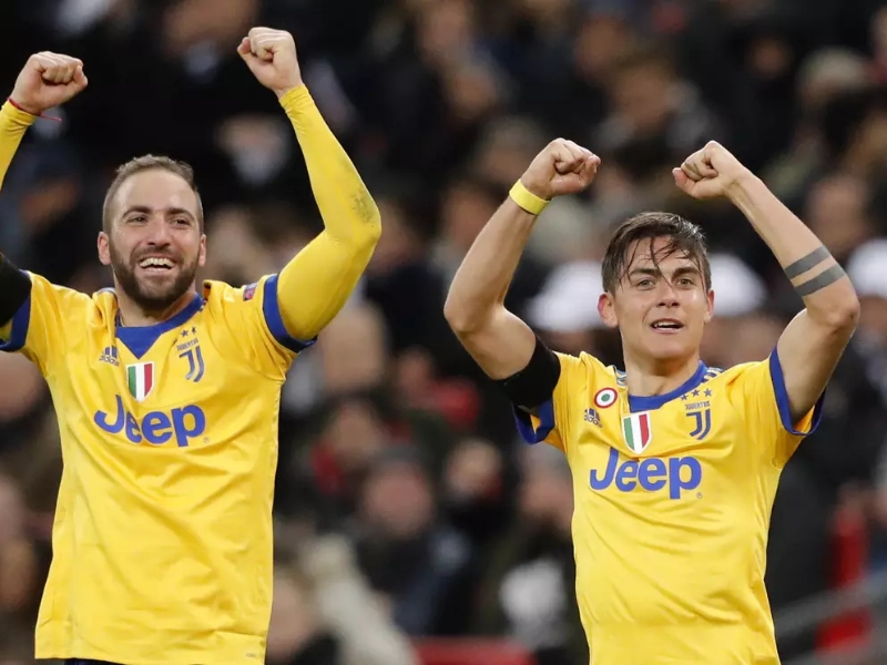 Direktur Juventus Bantah Akan Jual Paulo Dybala dan Gonzalo Higuain