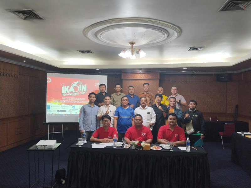 TURNAMEN FUTSAL HUT IKADIN KE -39  , PWI RIAU Berada di Grup D