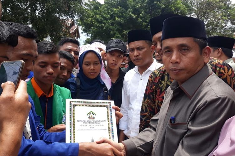 Didesak Mahasiswa, Anggota DPRK Aceh Tengah Akhirnya Surati Jokowi Tolak UU KPK