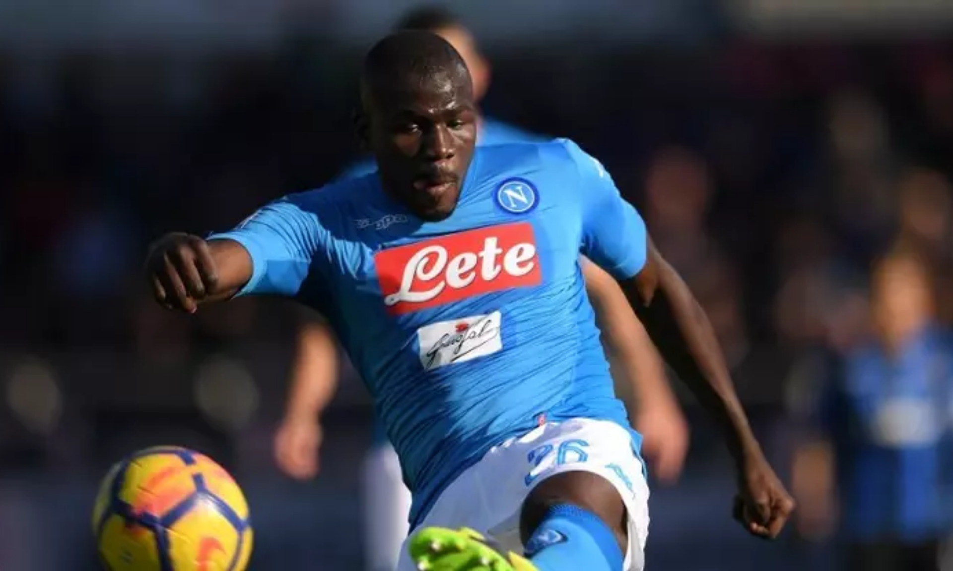 Bursa Transfer Januari, Barcelona Tuntaskan Kepindahan Bek Napoli