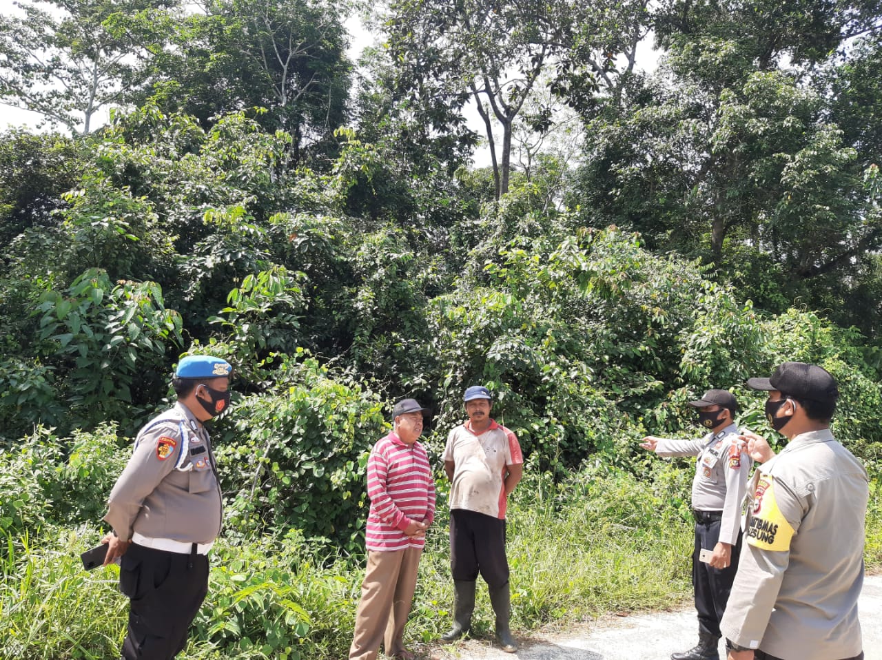 Polsek Pangkalan Lesung Sosialiasikan Maklumat Kapolda Riau Tentang Larangan Karhutla