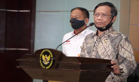 Mahfud: Pelibatan TNI Tangani Terorisme Amanat UU