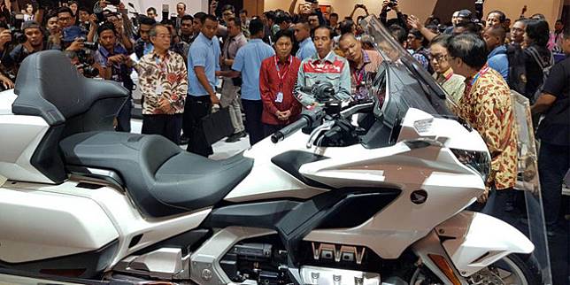Sempat Ditaksir Jokowi, Siapa Orang Pertama yang Bawa Pulang Honda Gold Wing?
