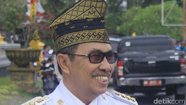 Hitung Cepat KPU, Syamsuar Tetap Unggul Pilgub Riau