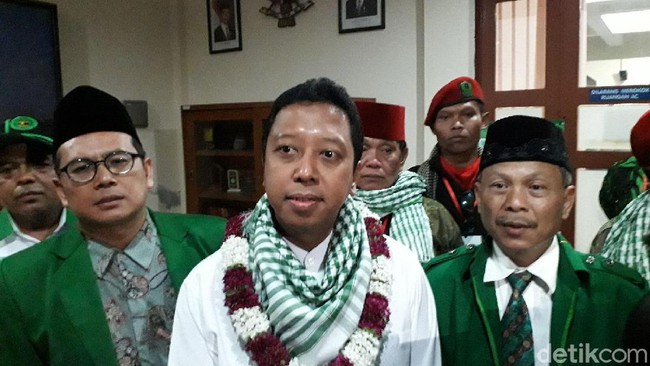 Romy Curiga Kubu Oposisi Berada di Balik Hoax Ratna