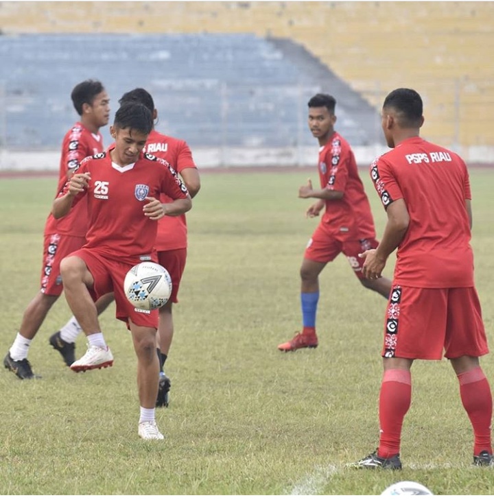 Ditahan Imbang Perserang, PSPS Riau Gagal Lagi Raih Poin Penuh