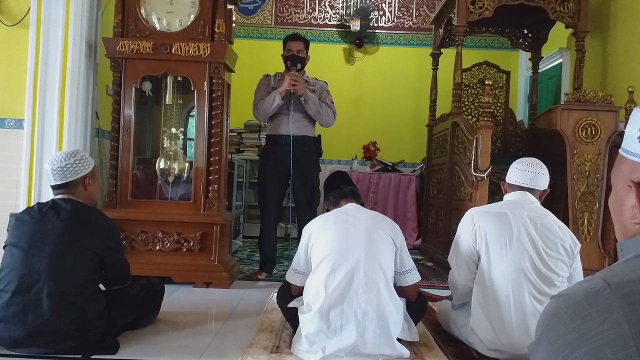 Polsubsektor Pelalawan Sosialisasikan Protokol Kesehatan di Masjid