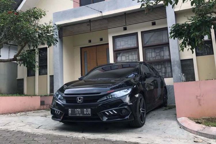 Pemilik Civic Turbo Gugat Honda Indonesia Rp 1 Miliar