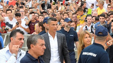 Pindah ke Juventus, Ronaldo Borong Dua Rumah Mewah di Turin