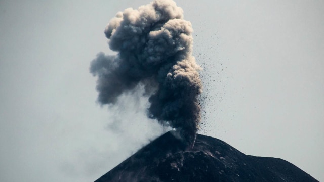 PVMBG Selidiki Kaitan Erupsi Krakatau dengan Tsunami di Selat Sunda