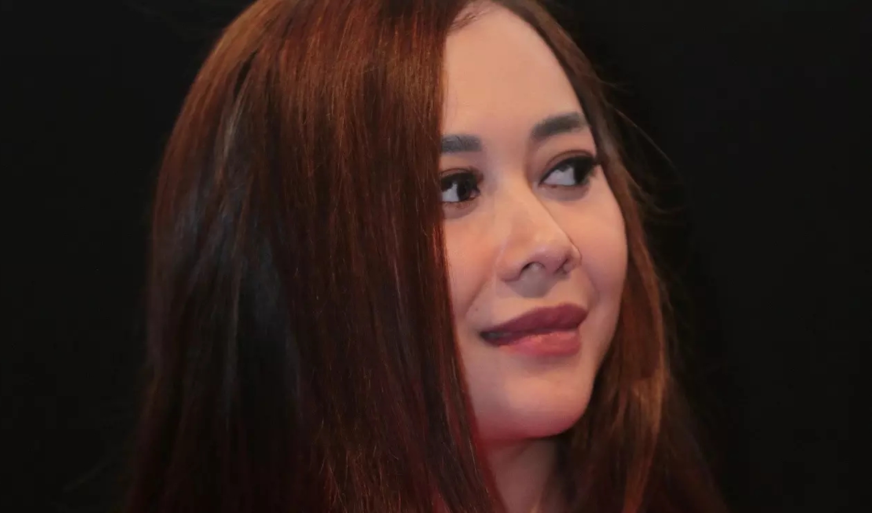 Bicara soal Pengkhianatan, Aura Kasih Sindir Glenn Fredly?