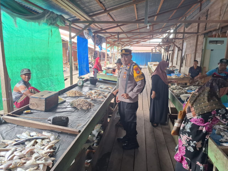 Polsek Pelangiran Ajak Masyarakat Sukseskan Pilkada Aman dan Damai