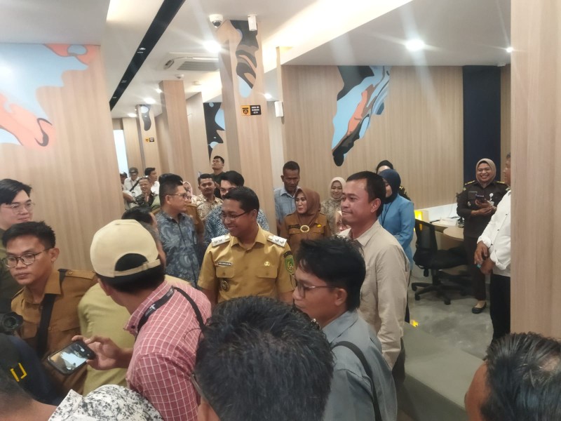 Resmikan KCP Bank Mandiri, Wabup Rohil : Semoga UMKM Rohil Semakin Hidup