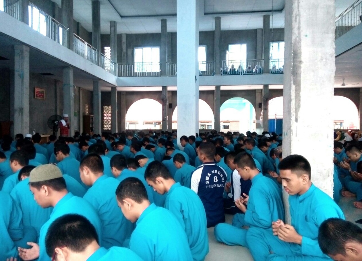 Khatam Quran, 473 Siswa SMAN 8 Siap Hadapi UNBK