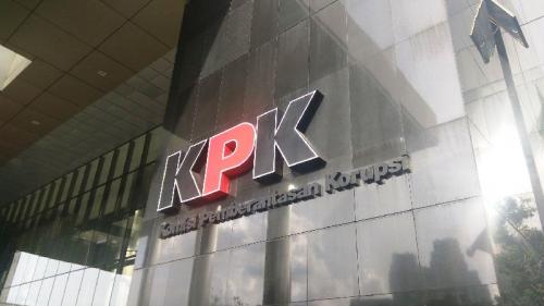 KPK Periksa 3 Eks Pejabat Kementerian PUPR soal Suap Proyek Air Minum