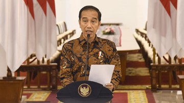 Ibunda Meninggal, Jokowi Terbang ke Solo