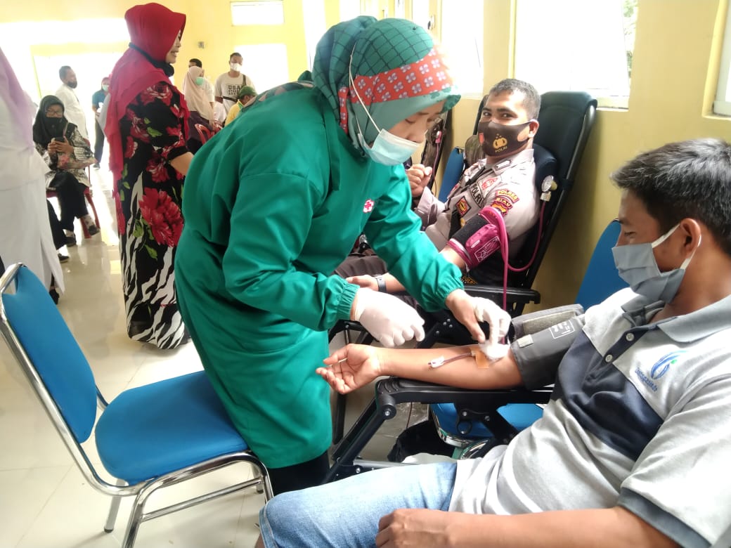 Aksi Kemanusiaan, Personel Polsek Ukui Ikut Donor Darah