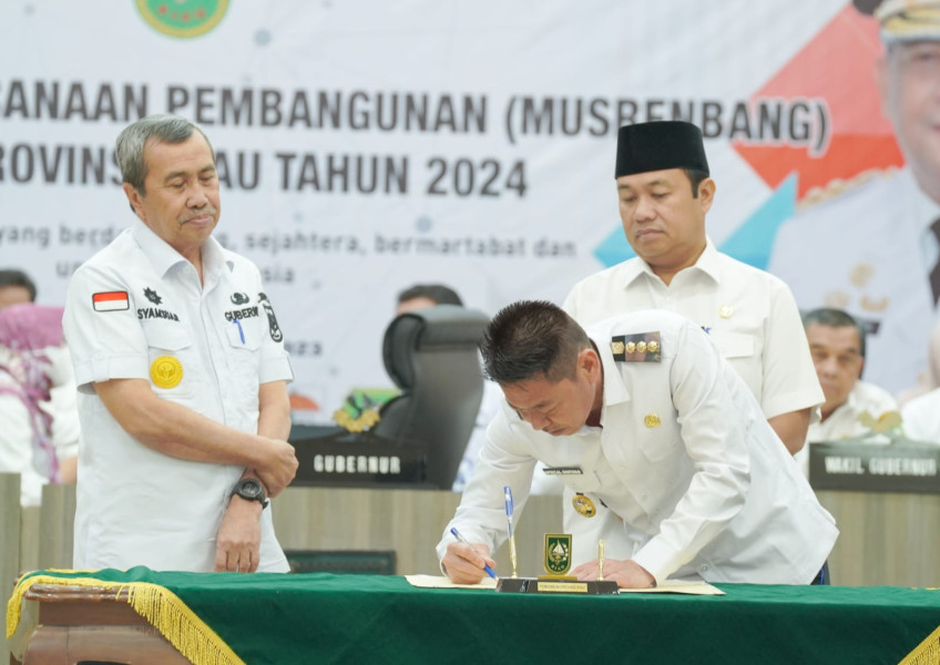 Bupati Rohil Hadiri Musrenbang RKPD Riau Tahun 2024dan Minta Perbaikan Infrastruktur Jalan