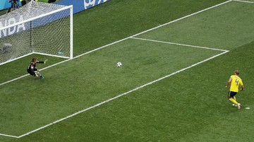 VAR Bantu Swedia Kalahkan Korea Selatan
