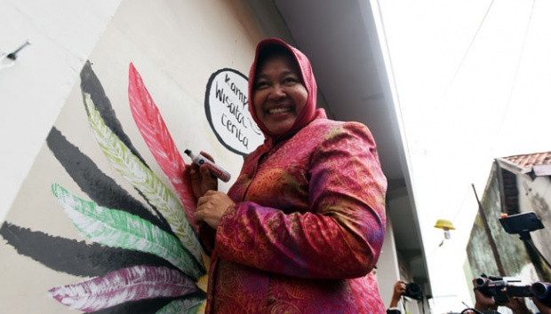 Soal Dolly, Risma: Bunuh Saya, daripada Anak Surabaya Hancur